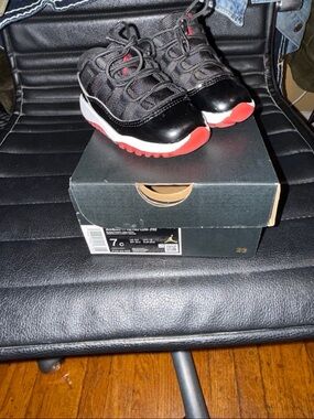 Jordan Kids Black and Red Sneakers